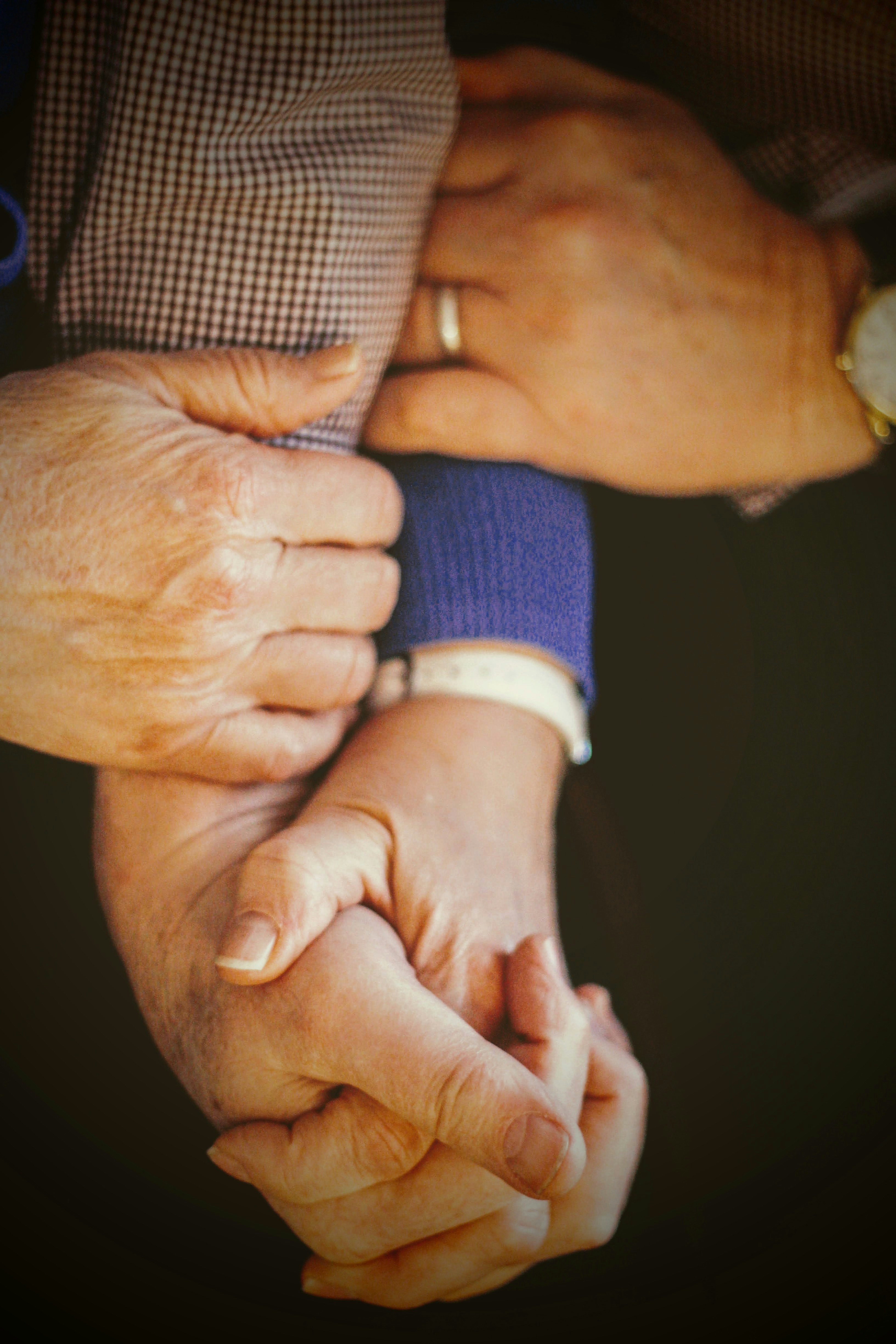 Family support and care - connecting families with loved ones